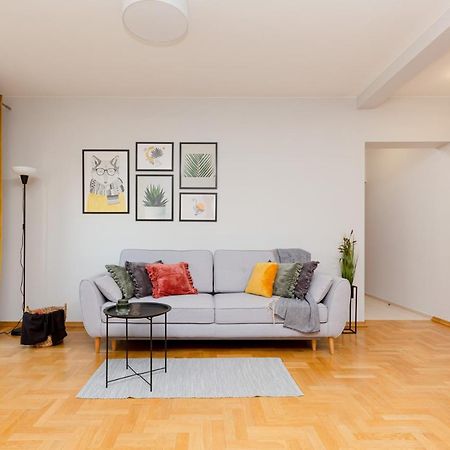 Mokotow Apartment Bluszczanska By Noclegi Renters Warsaw Ngoại thất bức ảnh